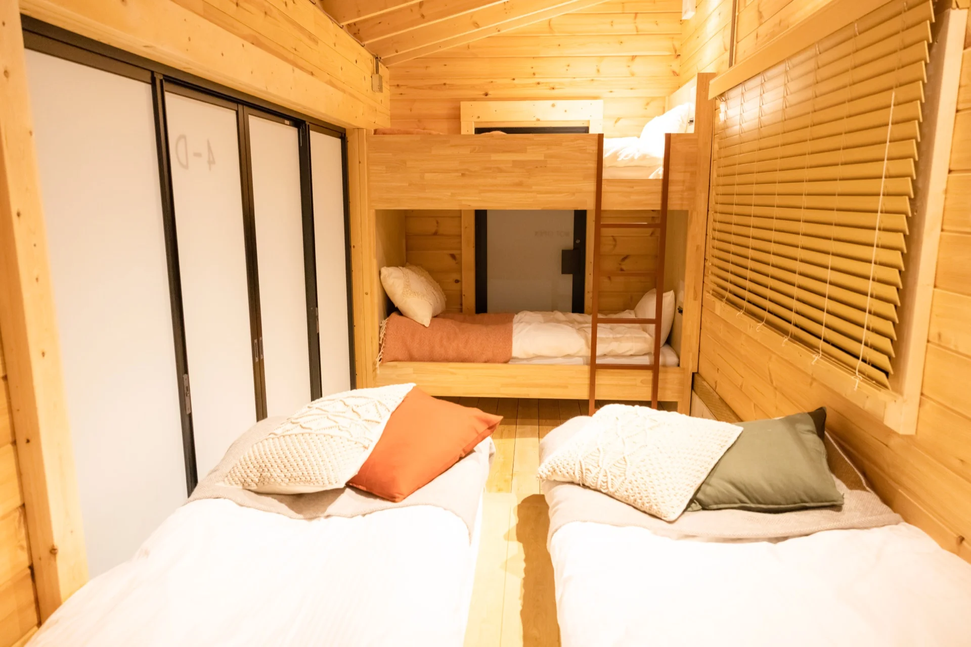 4Beds Cabin 外観