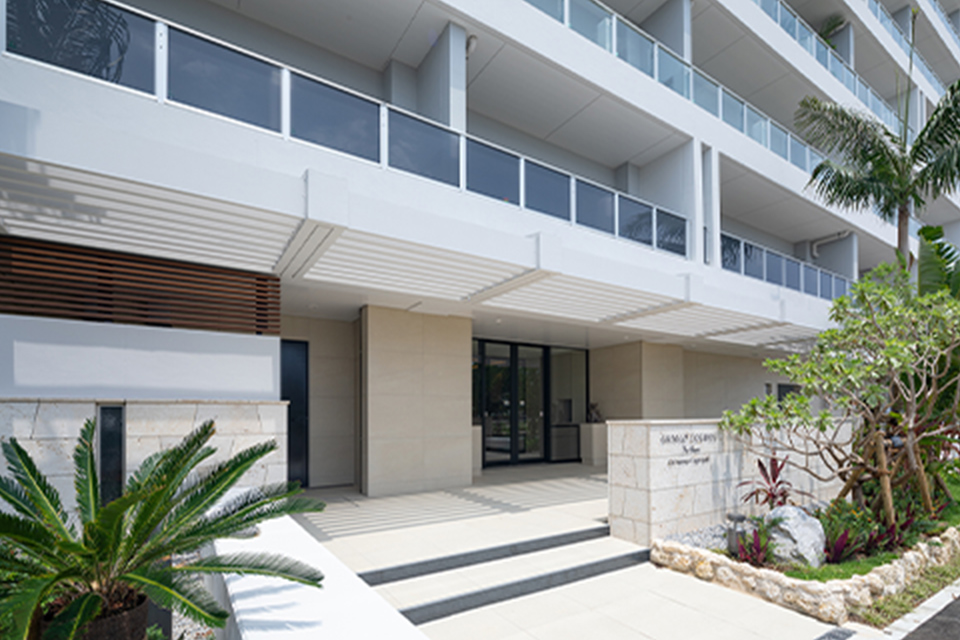 エントランス（2021年6月撮影）