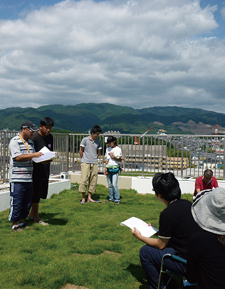 「イニシア箕面小野原」菜園クラブの様子（平成21年9月撮影）