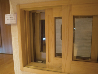 内窓試作品サンプル(平成23年3月撮影)