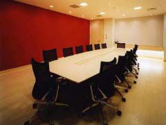 23 タイプのテーマの異なる応接室2.住まいのダイニングをイメージしたフローリング貼りの応接室