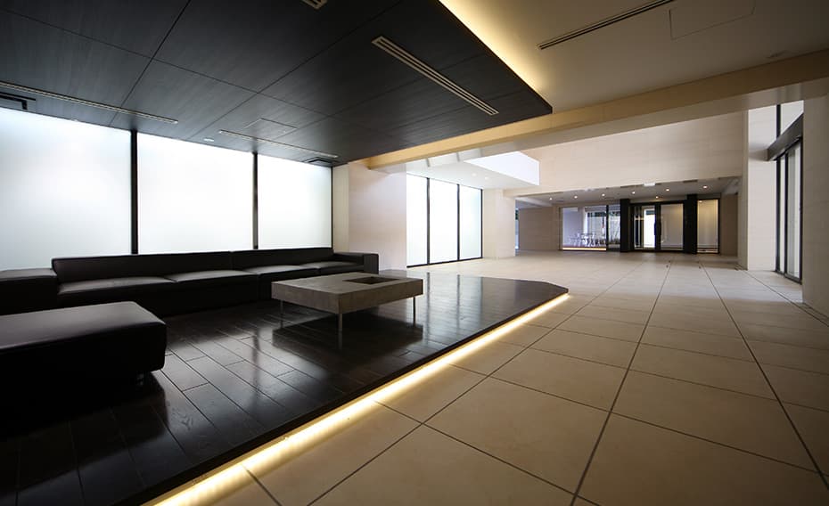 エントラスホール