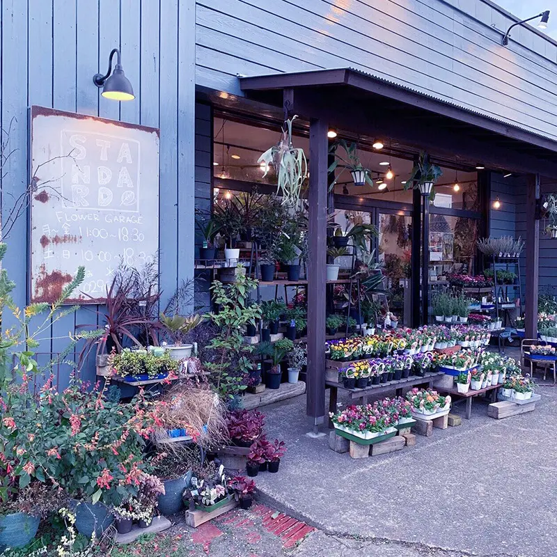 Standard flower garage　グランピングイメージ