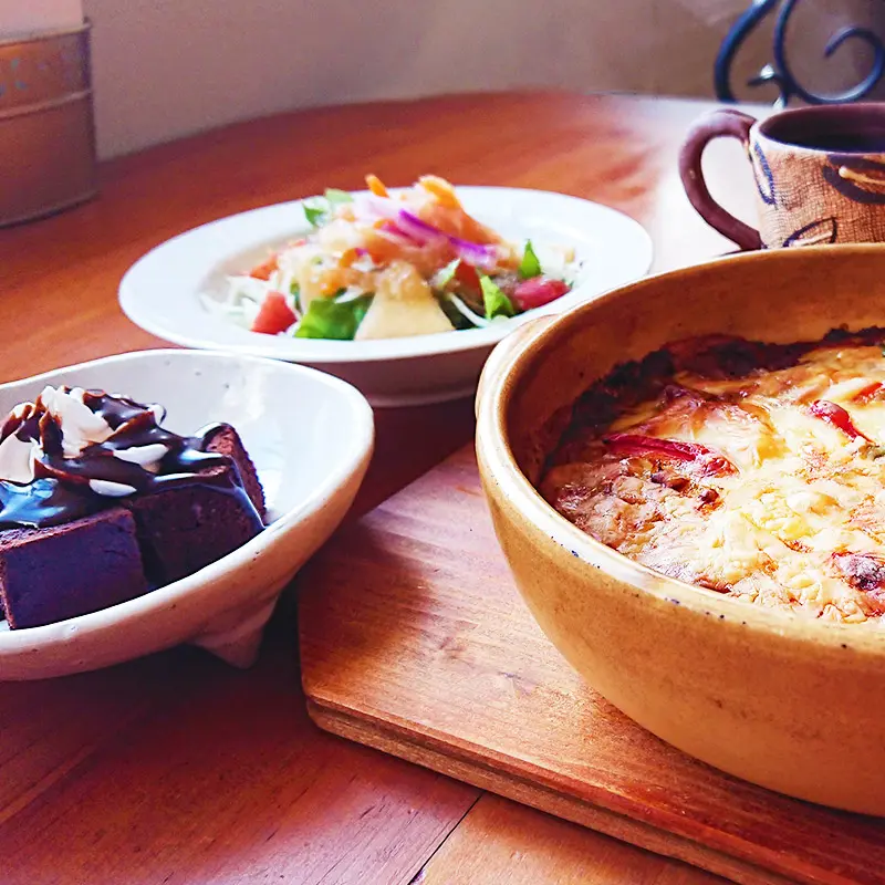 絵本カフェcoccolo　グランピングイメージ