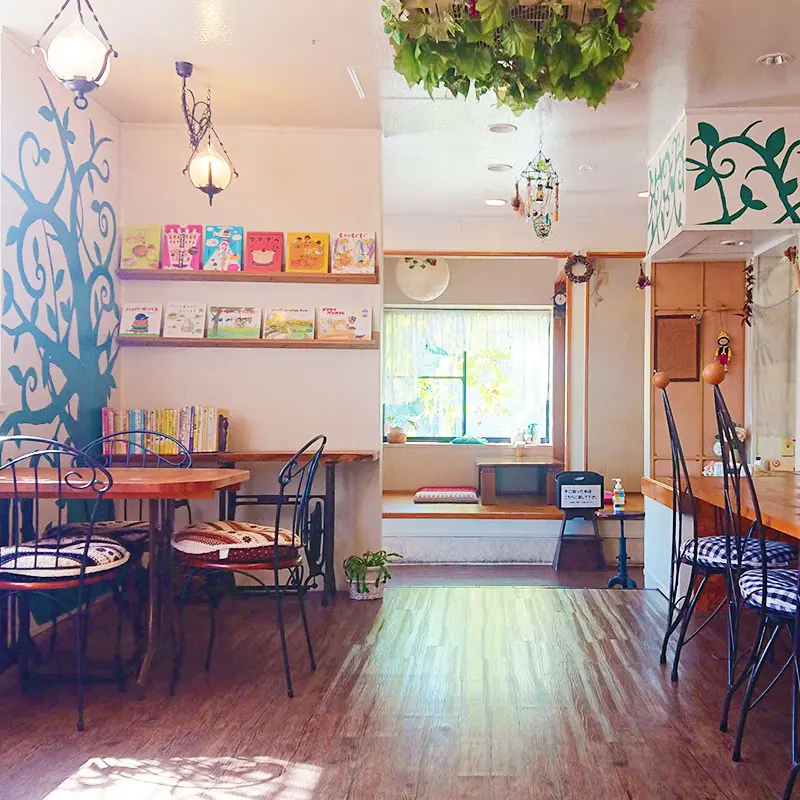 絵本カフェcoccolo　グランピングイメージ