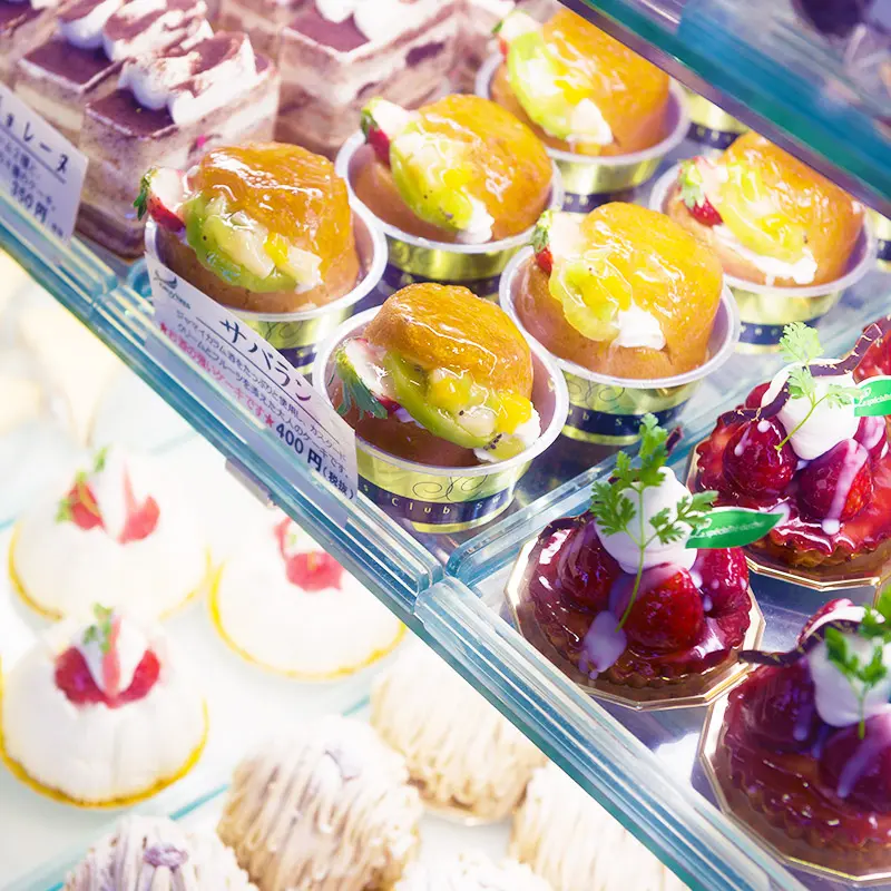 宝石みたいなスイーツたち　グランピングイメージ