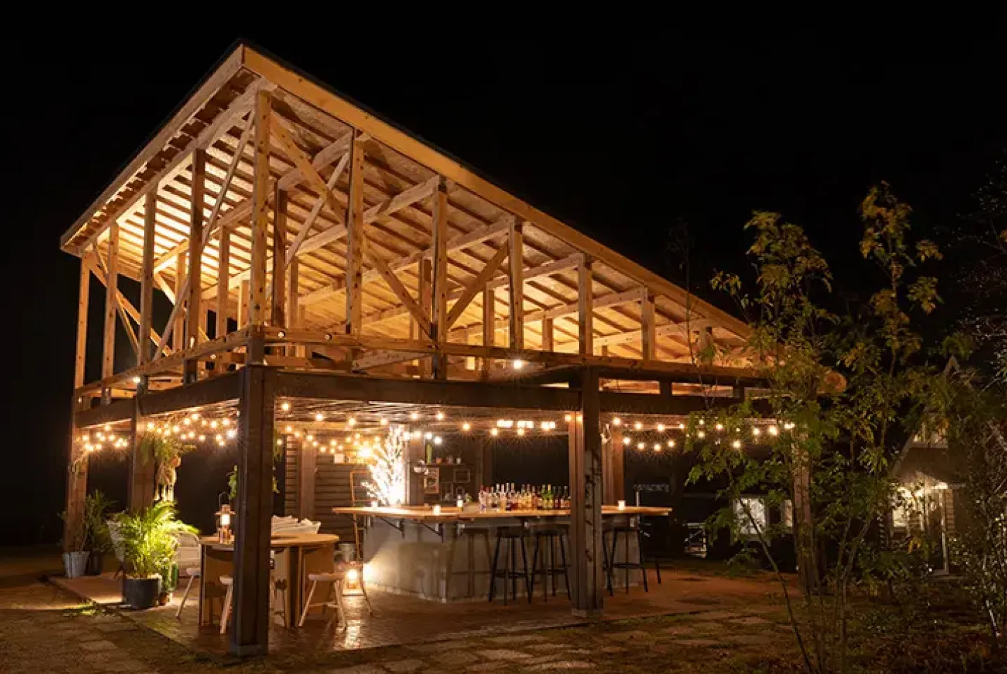 アウトドアバー グランピングイメージ