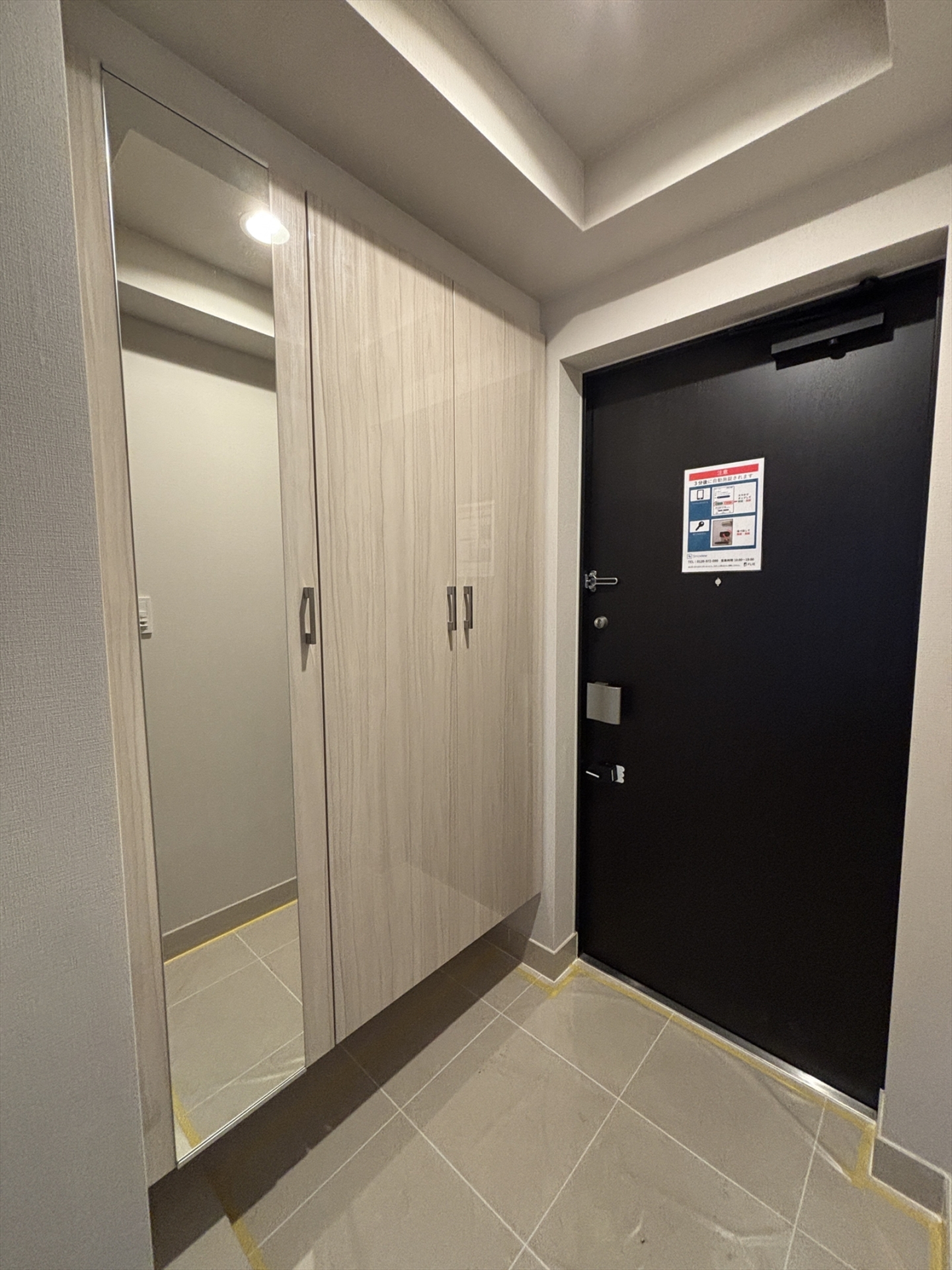 【玄関】トール下足収納と姿見付玄関(2026年3月)