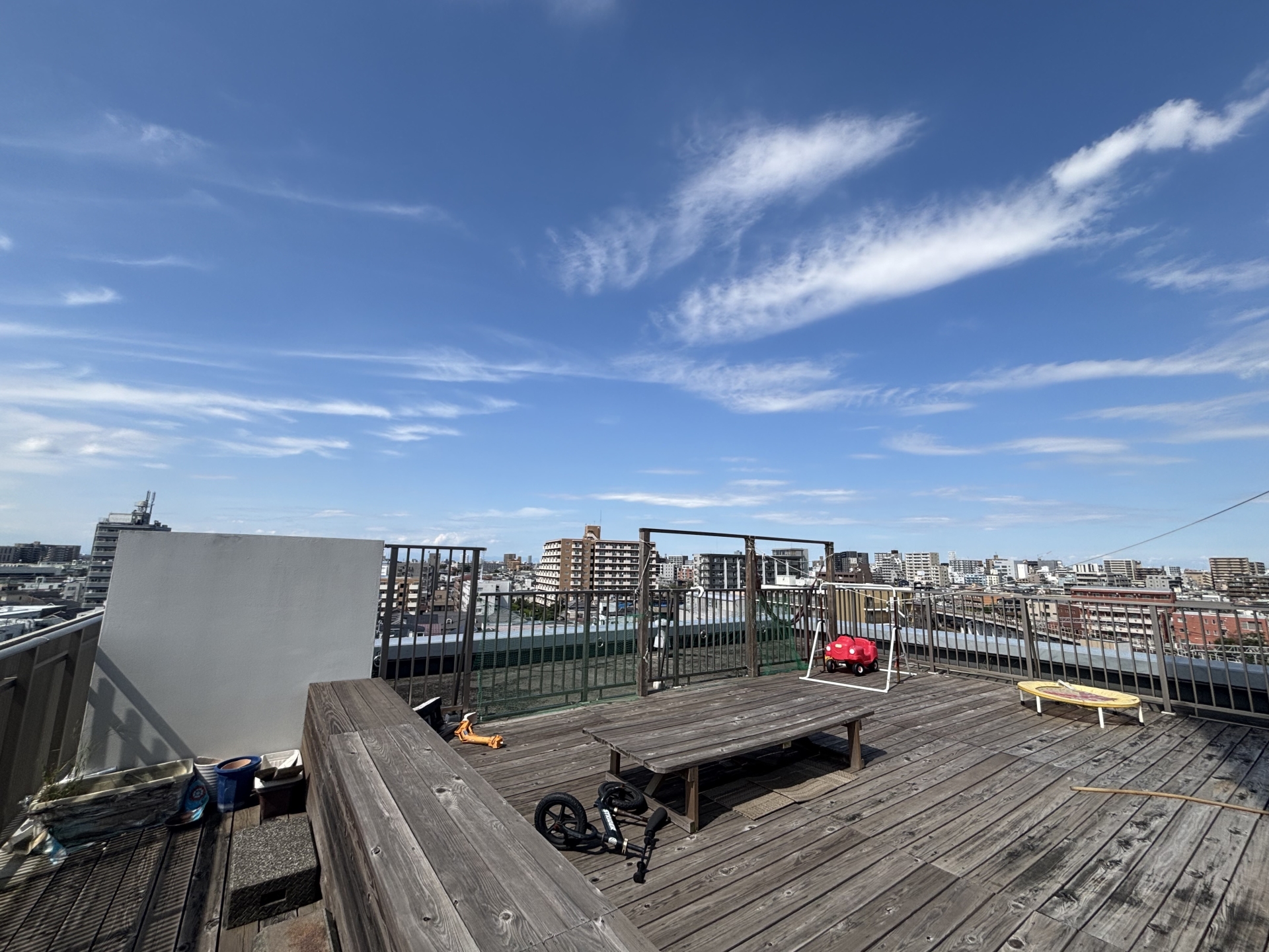 【バルコニー】約40.96㎡のルーフバルコニー(2025年9月)