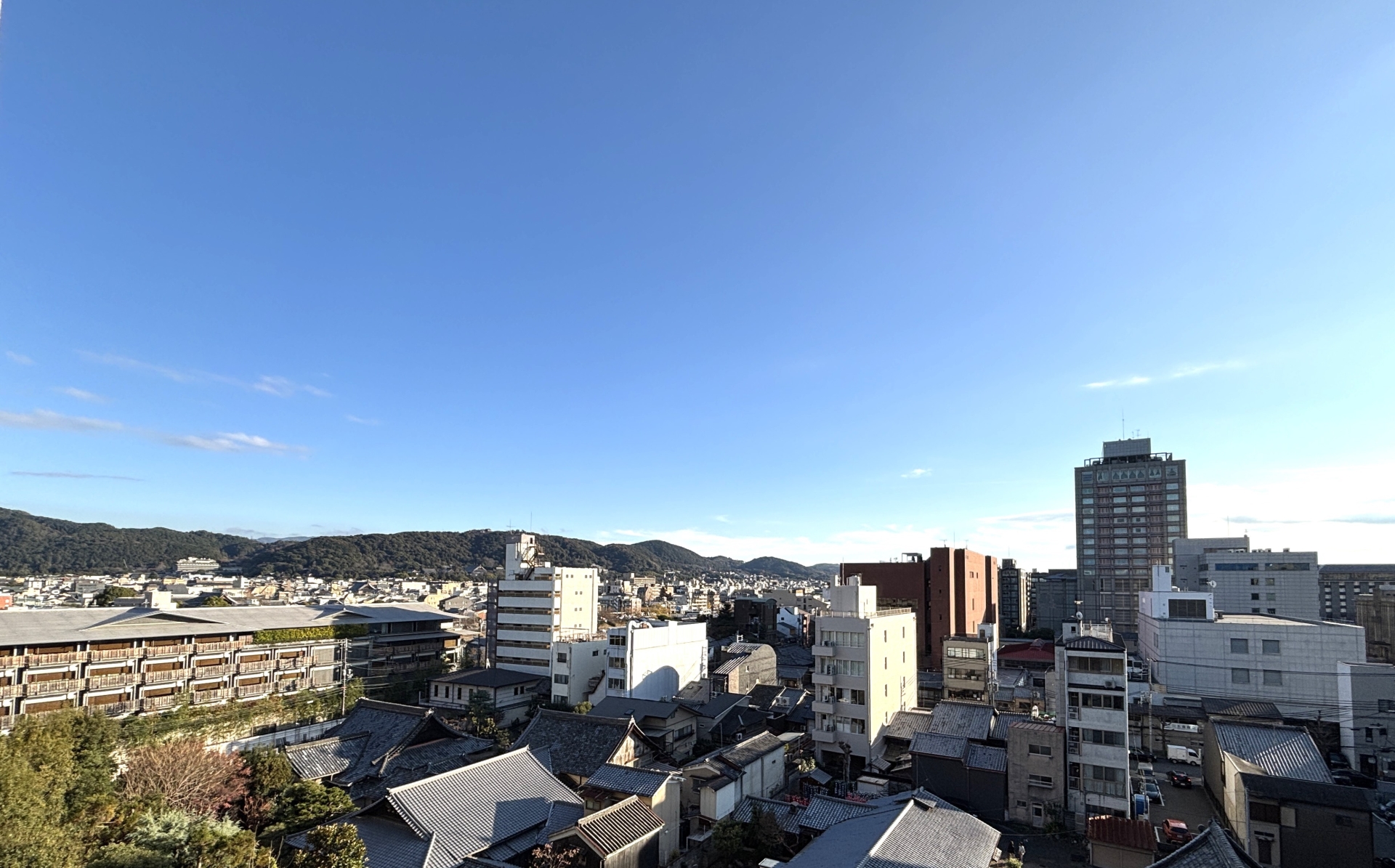 【その他画像】バルコニーからの眺望　東方向(2025年12月)