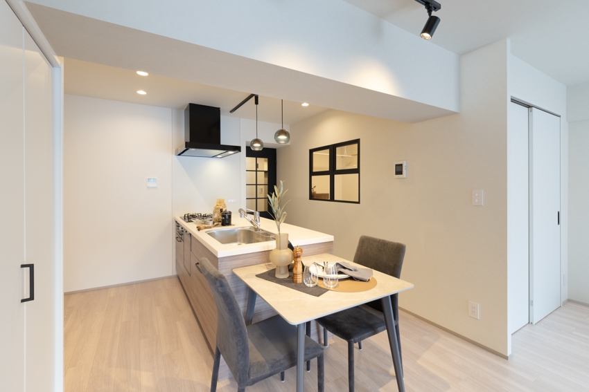 【キッチン】カウンターダイニングキッチン。使い方が様々に広がります。(2025年12月)