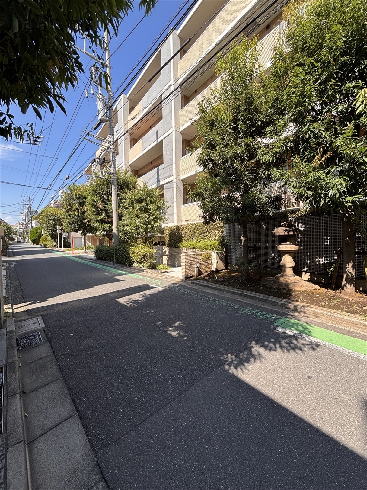 【外観】5階建低層レジデンス(2026年1月)