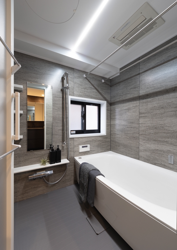 【浴室】すっきりと整った浴室で快適な入浴時間を。(2026年2月)