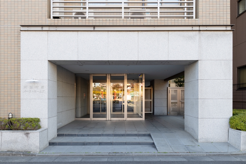 【エントランス】高級感のあるエントランス(2025年12月)