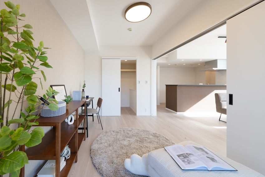 【居室】ウォークインクローゼット付きの洋室（２）(2025年12月)