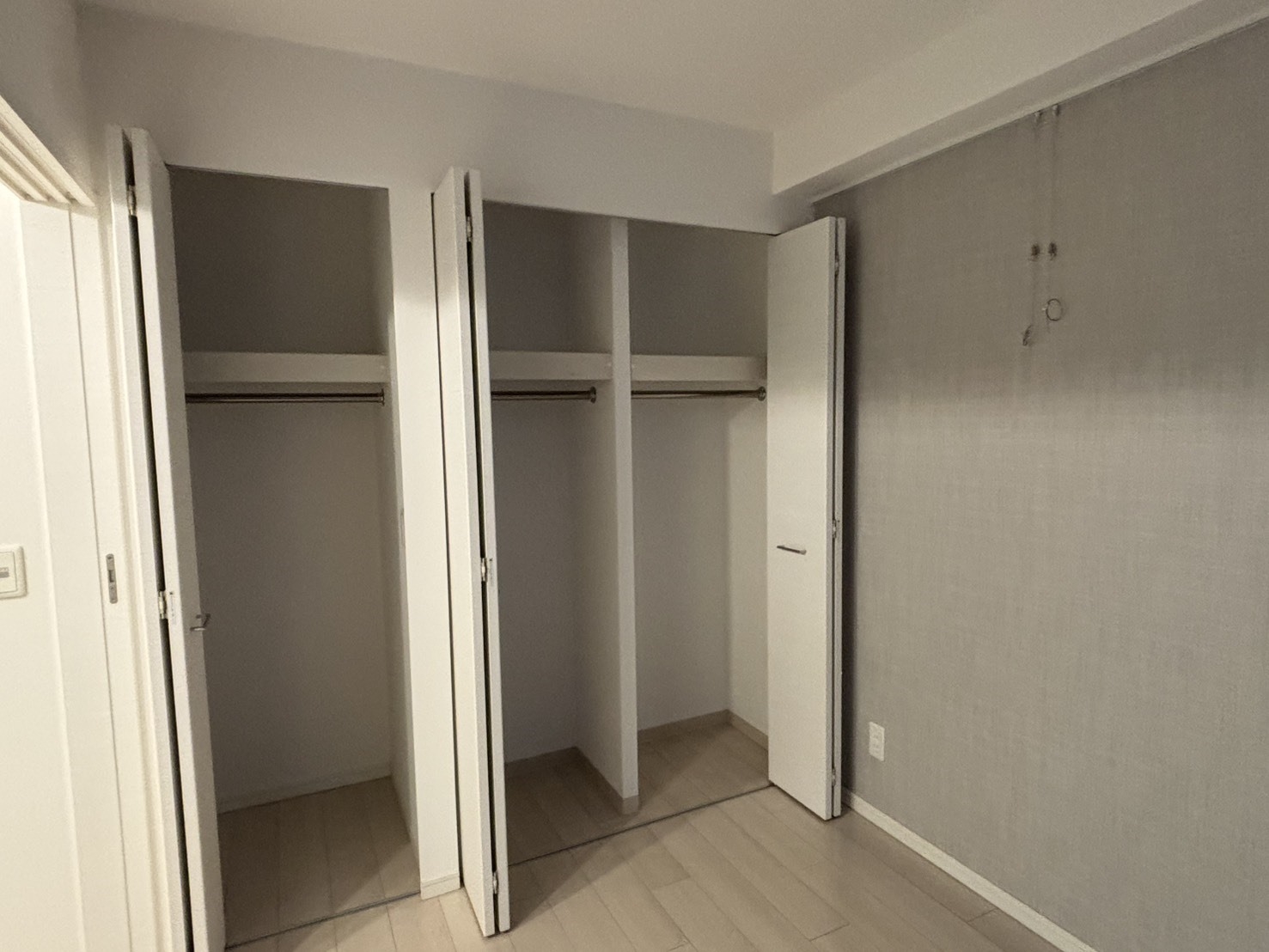 【居室】ウォークインクローゼットもあり、収納力豊富です！(2026年1月)