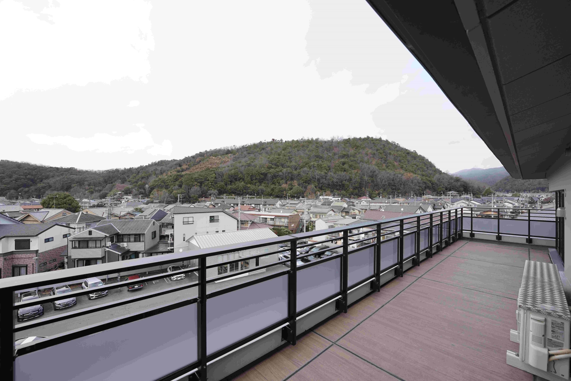 【バルコニー】西側バルコニー(2026年1月)