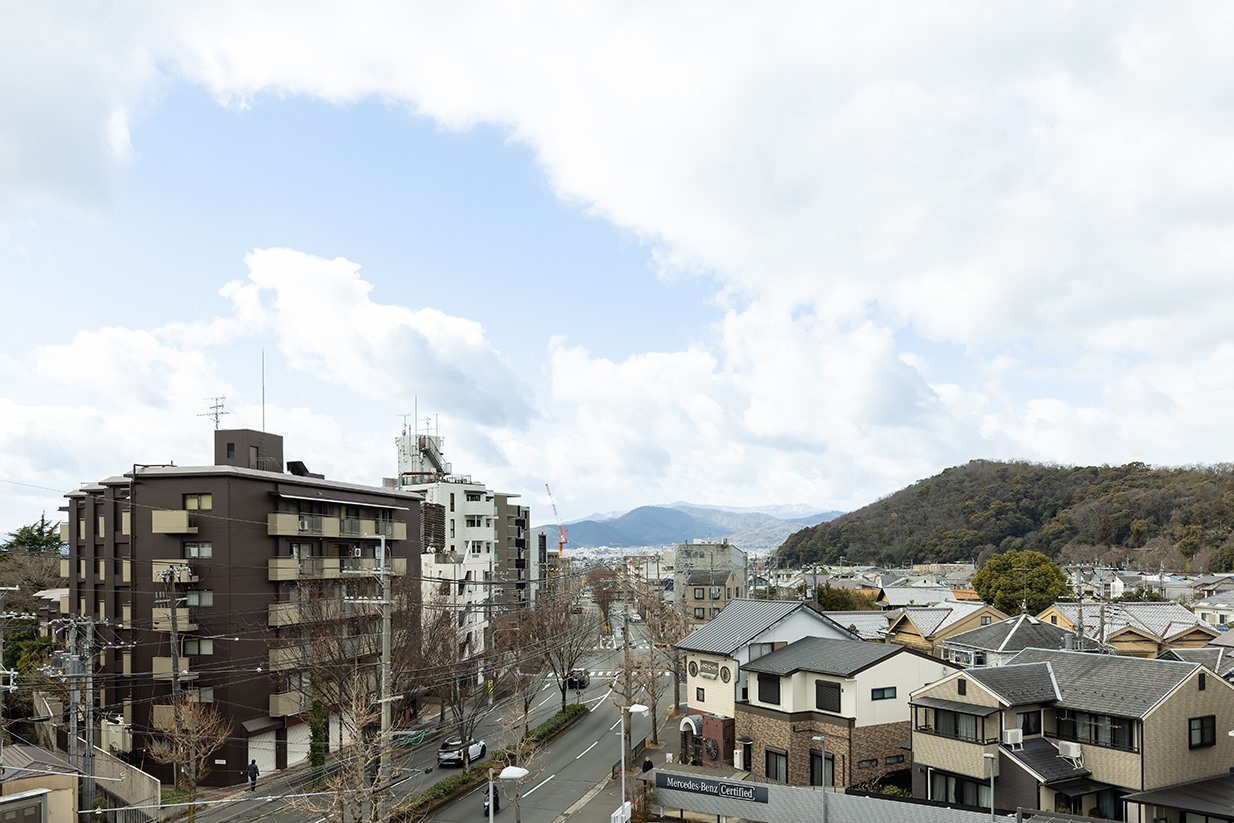 【その他画像】洋室（2）から南東方向（鴨川）見る(2026年2月)