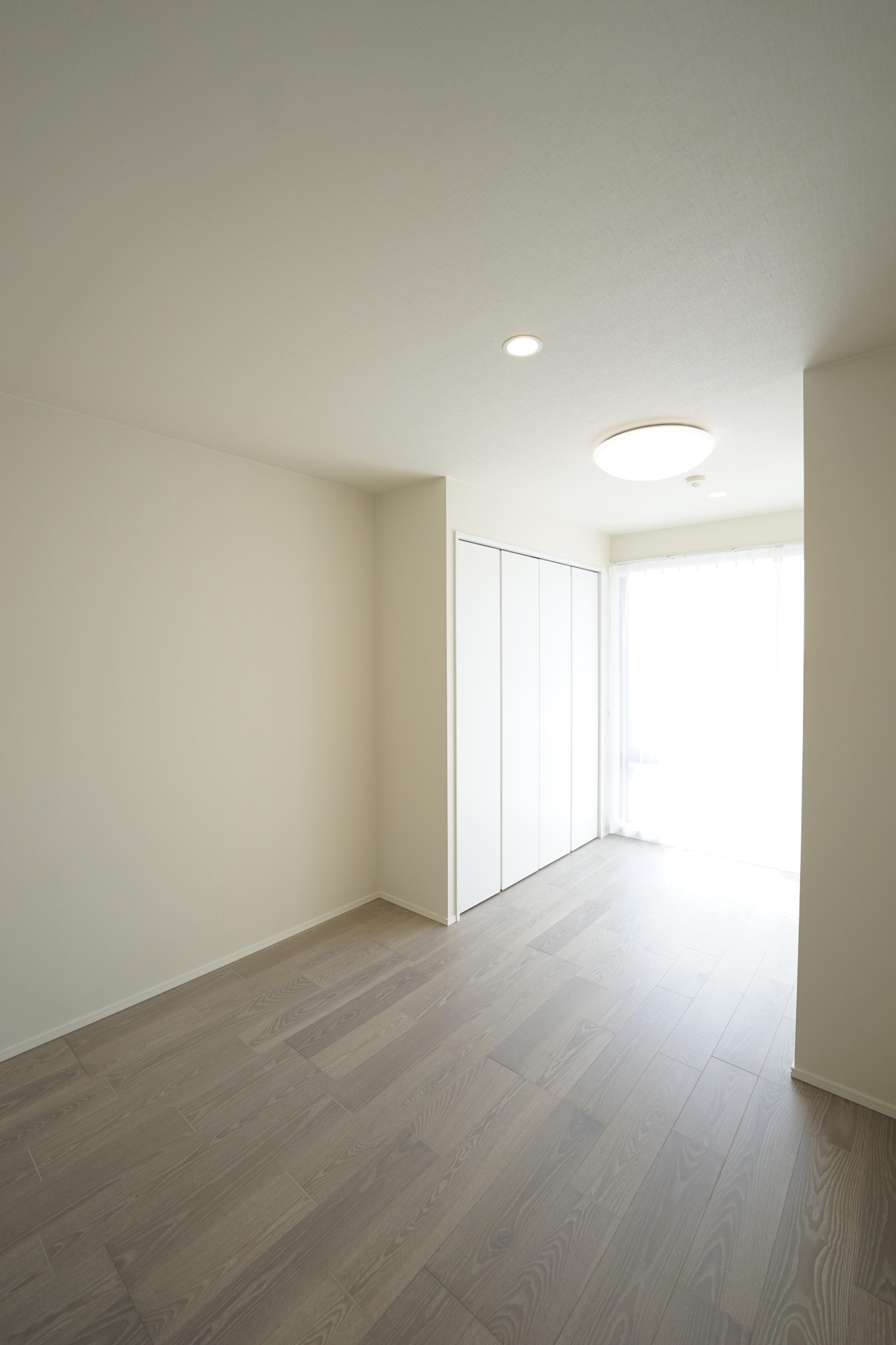 【居室】洋室（２）約7.8帖(2026年1月)