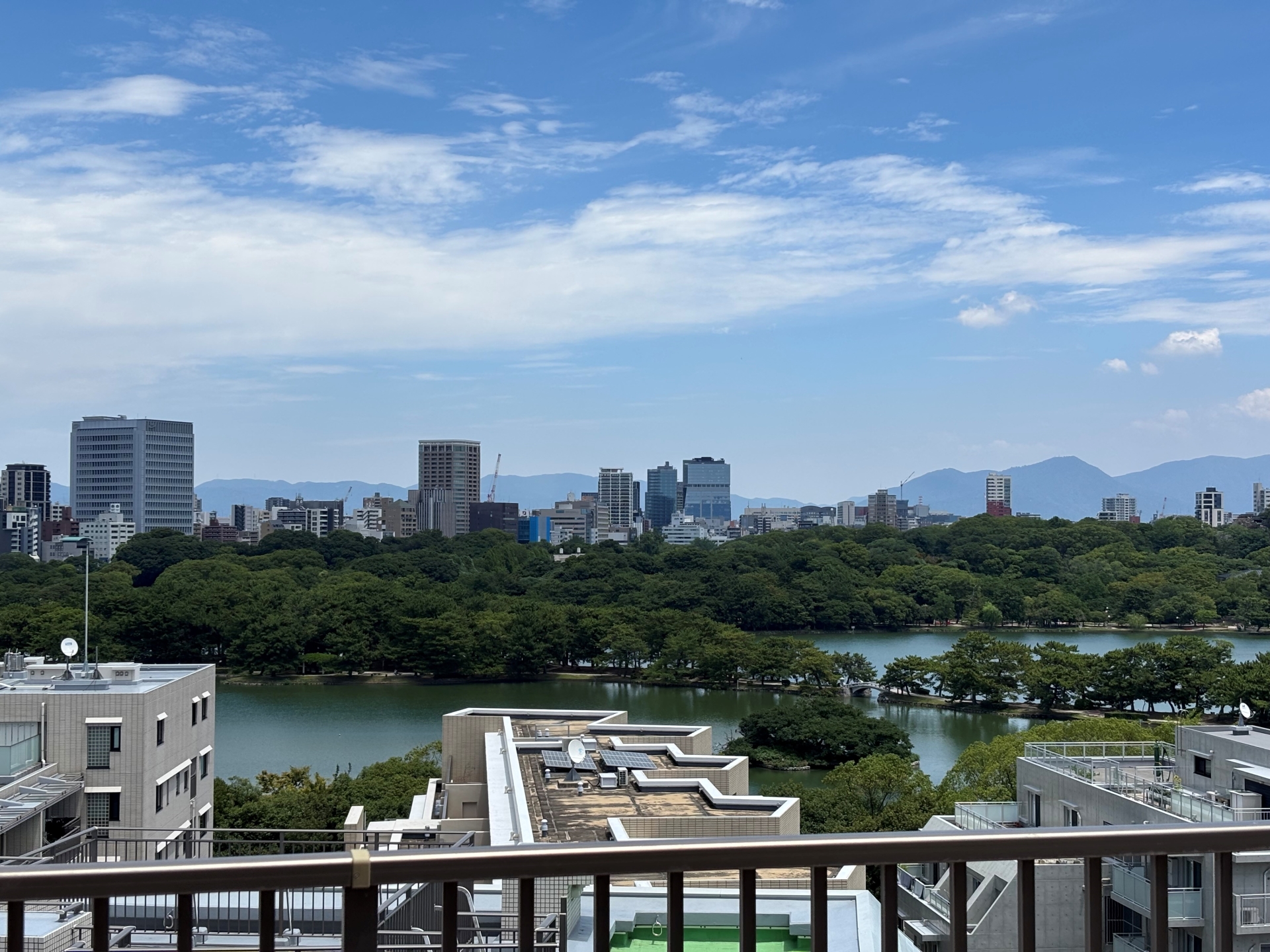 【バルコニー】バルコニーから大濠池が見える住戸位置(2026年1月)