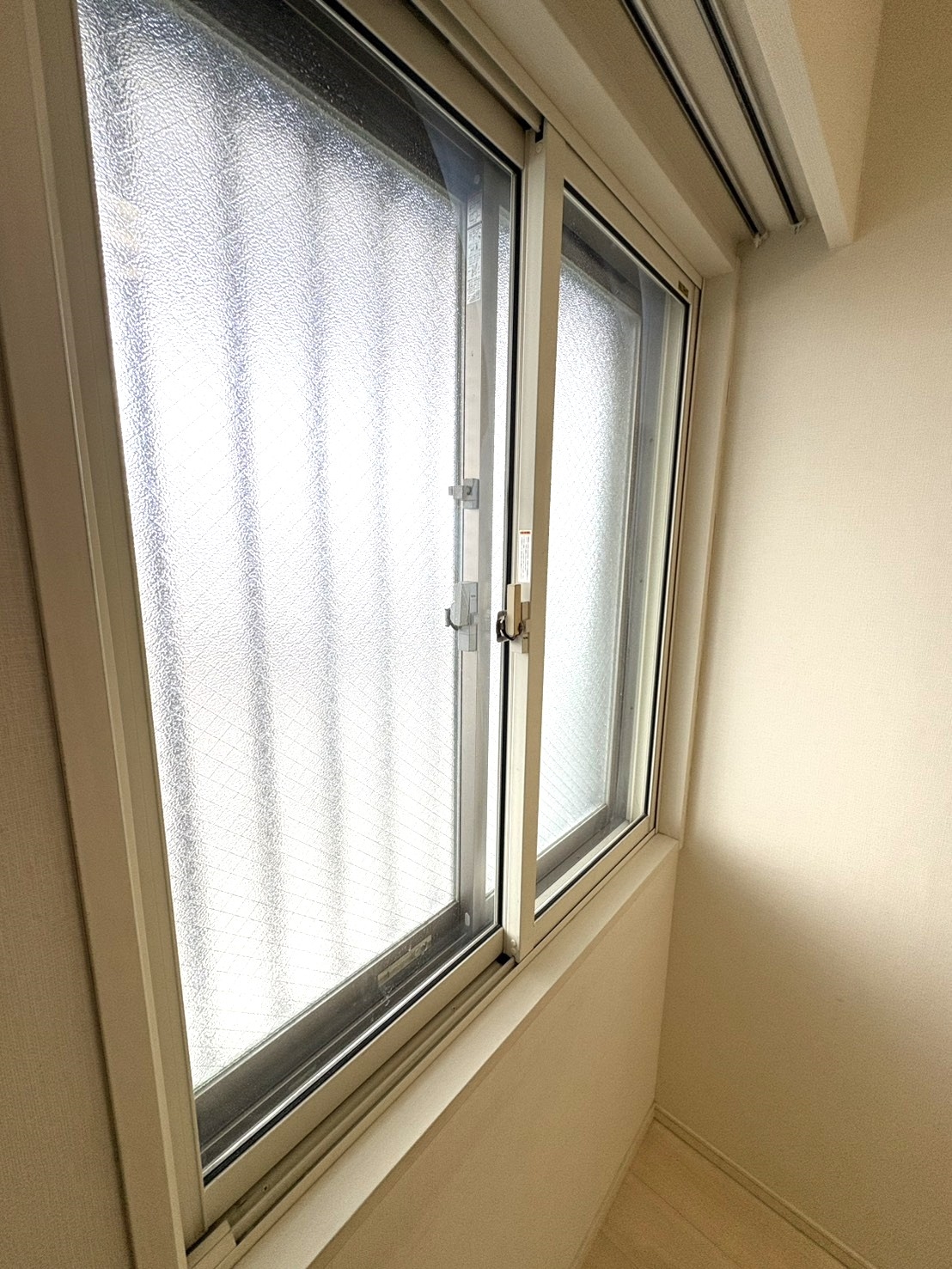 【居室】洋室(1)と洋室(2)には二重サッシが設置済みです。(2026年2月)