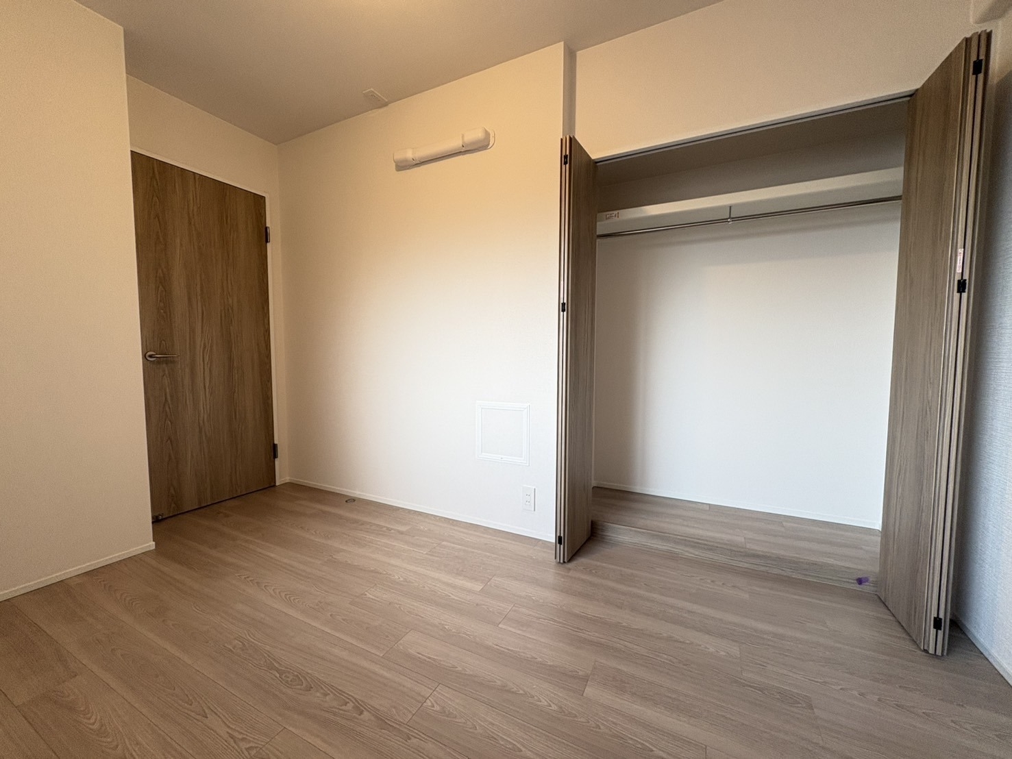 【収納】洋室（３）約5.2帖クロゼット(2026年3月)