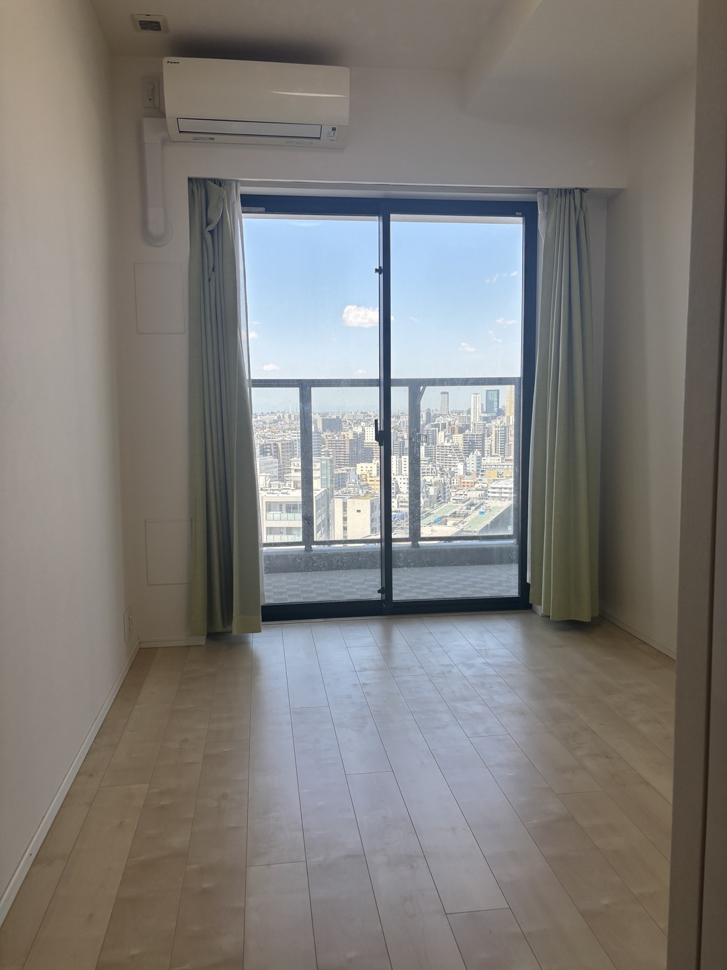 【居室】明るい居室(2026年4月)