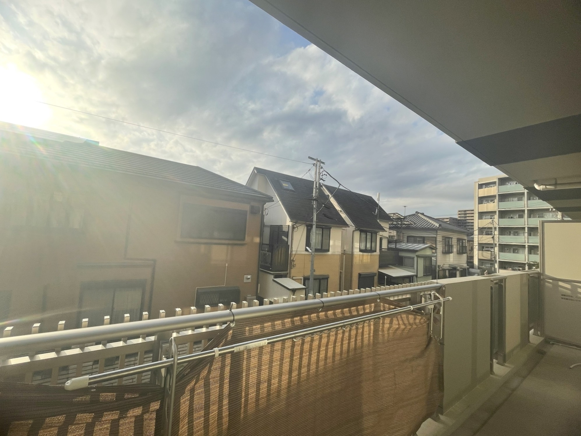 【バルコニー】奥行き1.5ｍの広々バルコニー(2026年3月)