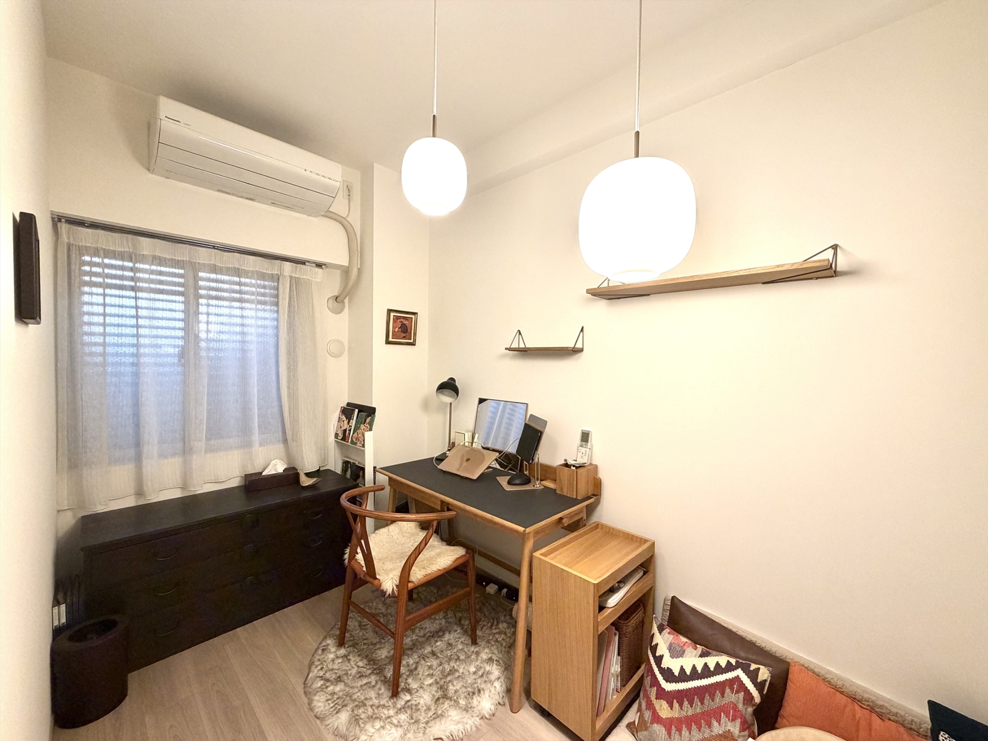 【居室】約5.0畳の洋室(2)。趣味のお部屋としてもお使いいただけます。(2026年4月)