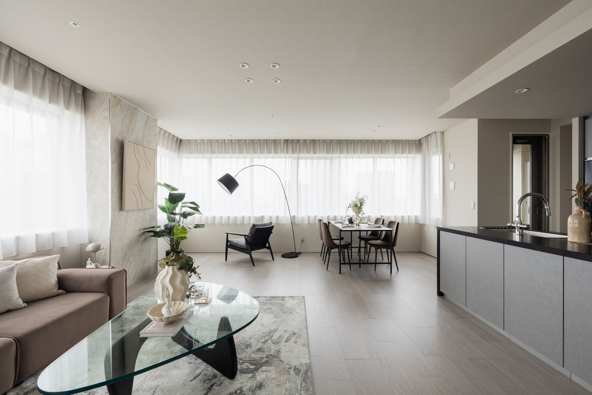 【リビング】グッドデザイン賞23回受賞経験がある、コスモスイニシアによるリノベーションが完成しました！(2026年4月)