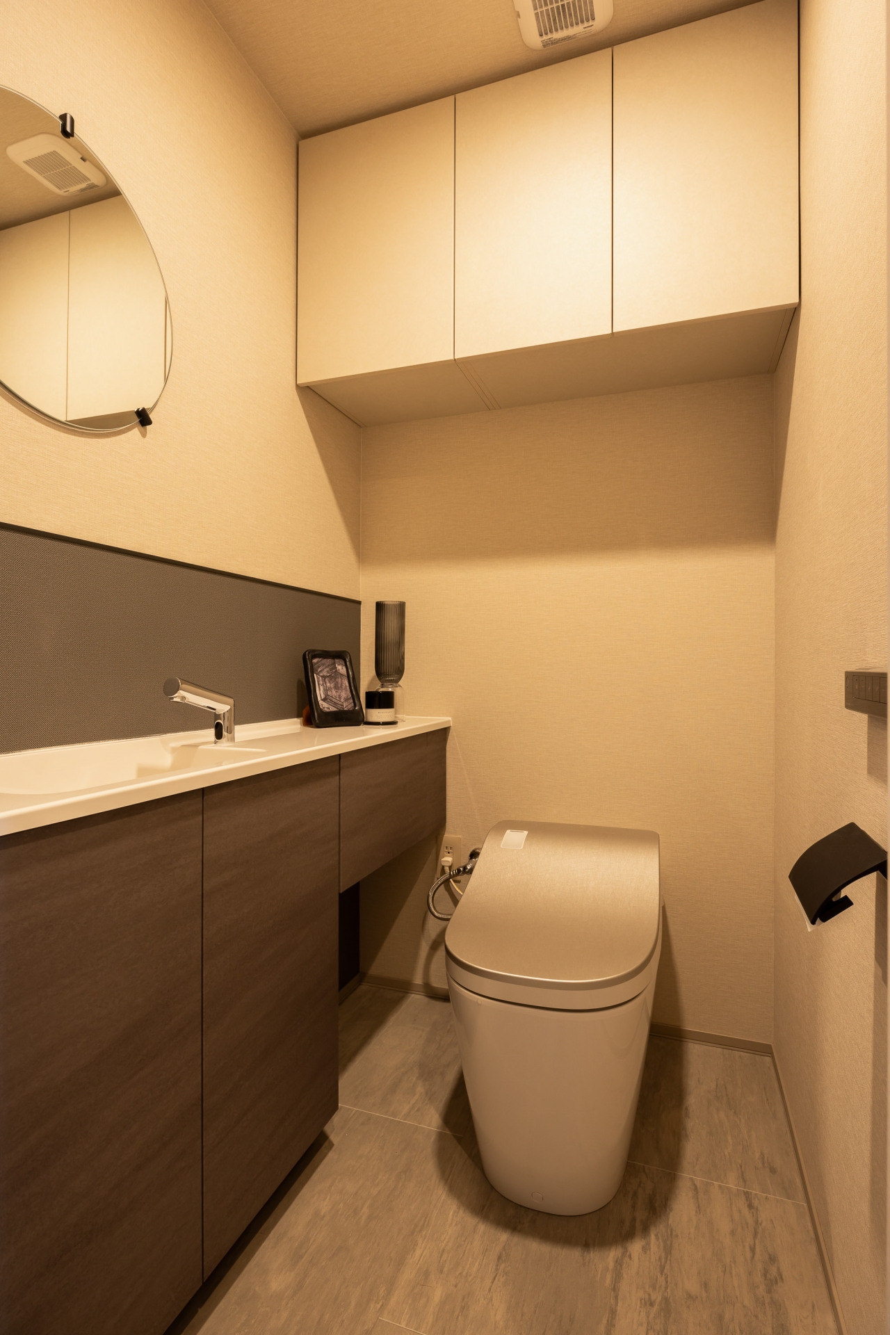 【トイレ】Panasonic「アラウーノL150」採用。除菌・脱臭まで全自動の先進機能を凝縮したシリーズです。(2026年4月)