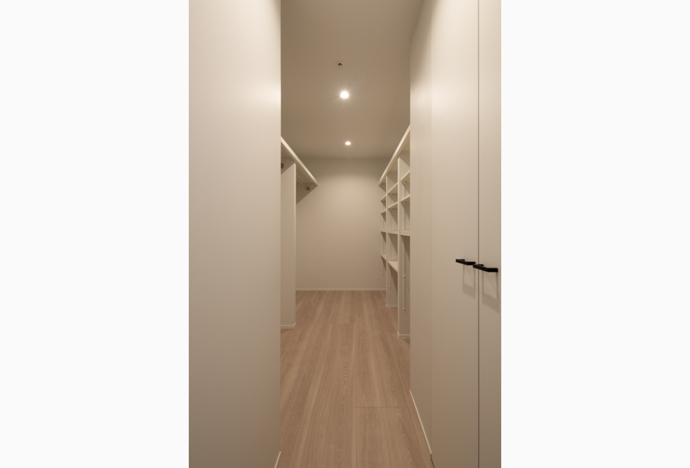 ウォークインクローゼット・2025年10月