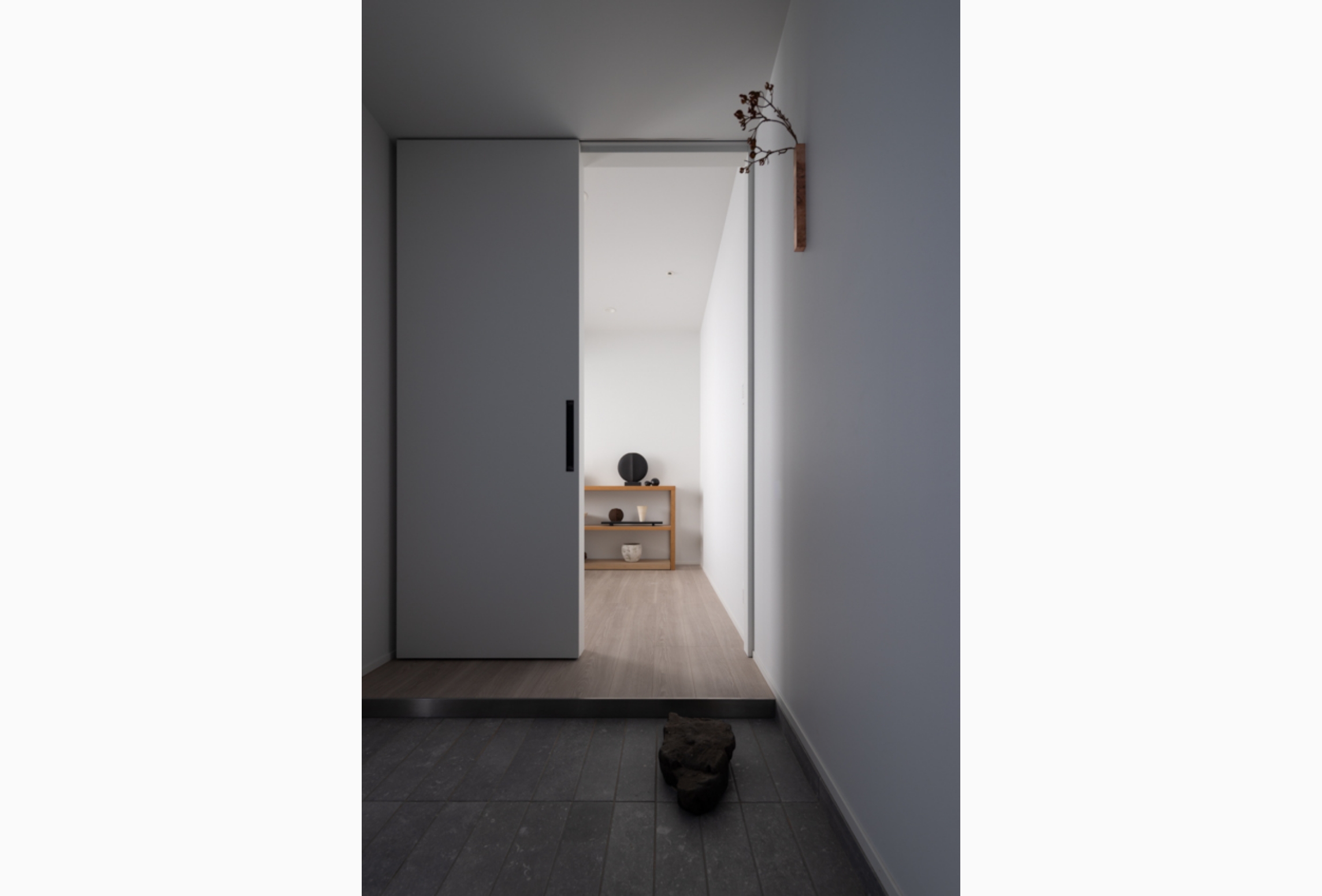 玄関・洋室(2)・2025年10月