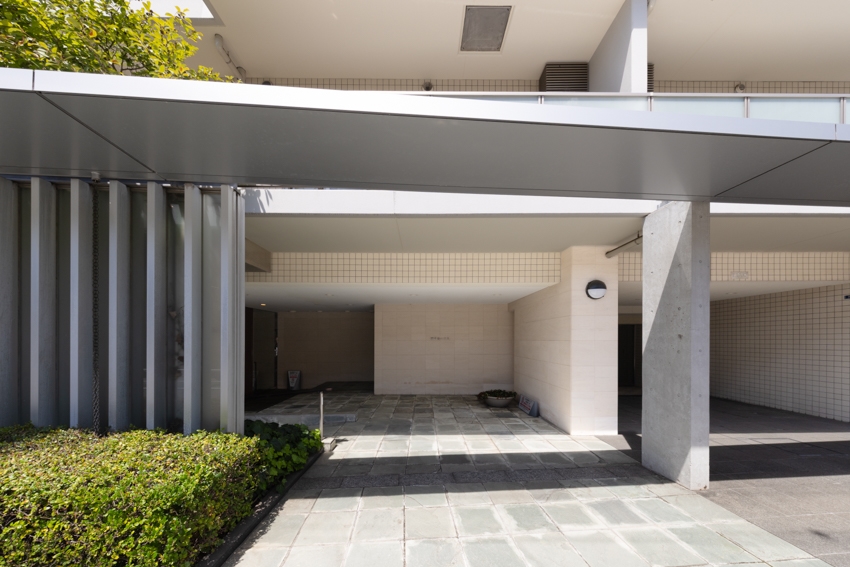 建物外観（2026年8月撮影）