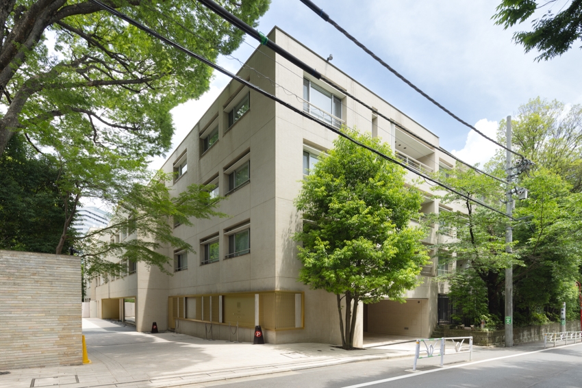 建物外観（2024年5月撮影）