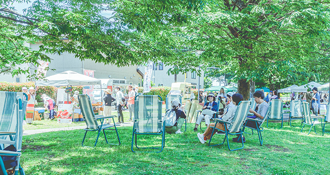 2枚とも「ひばりが丘エリアマネジメント街区内」2024年6月撮影