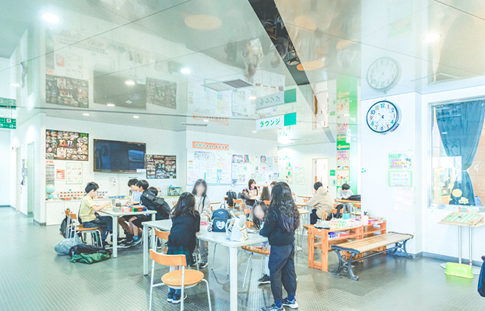 ひばりが丘児童センター内ラウンジ