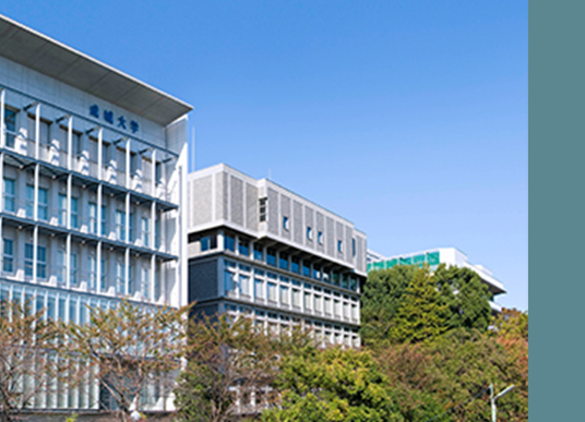 成城大学(約1,260m／徒歩16分)