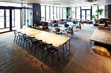 猿田彦珈琲 調布焙煎ホール（徒歩3分/約180m）