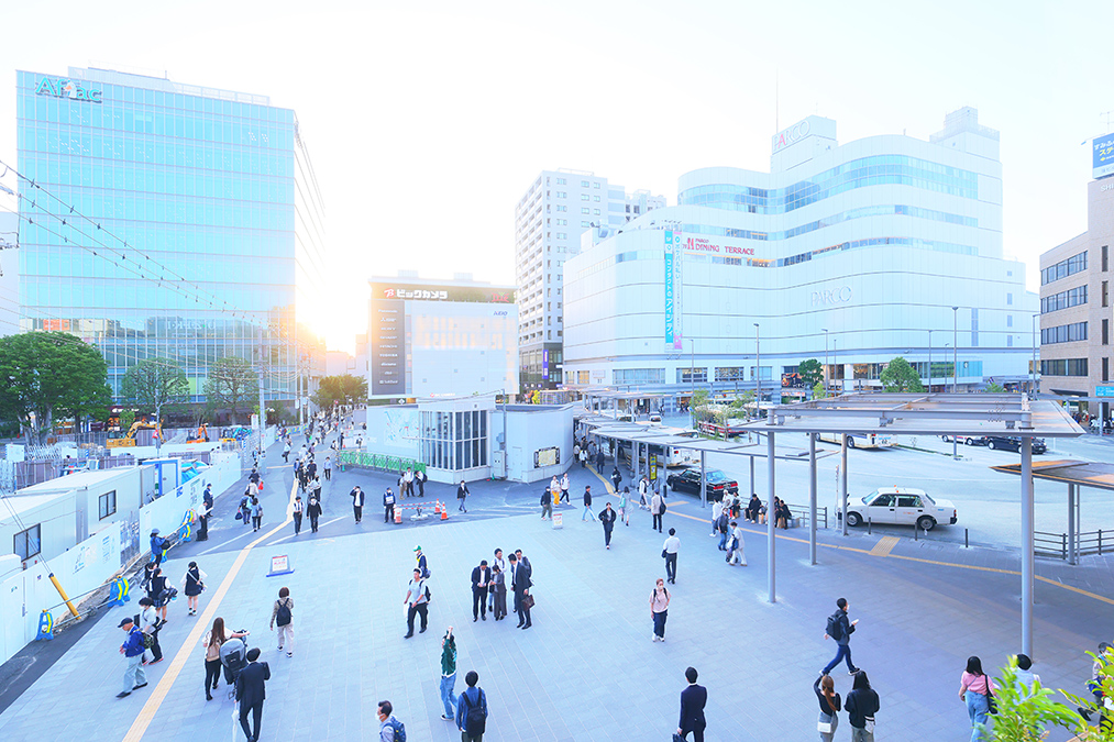 「調布」駅前（徒歩4分/約298m）