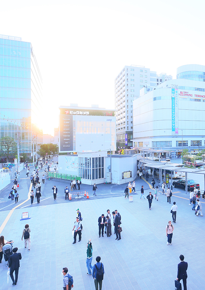 「調布」駅前（徒歩4分/約298m）