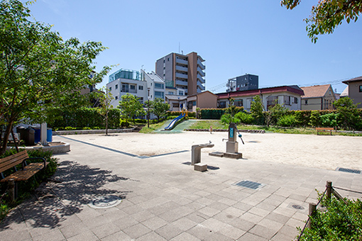 町屋二丁目公園