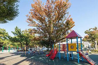 萩中公園（約600m・徒歩8分）