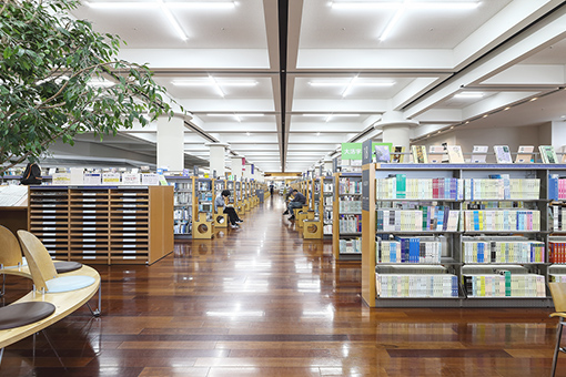 葛飾区立中央図書館