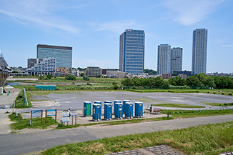 多摩川緑地（約880m／徒歩11分）