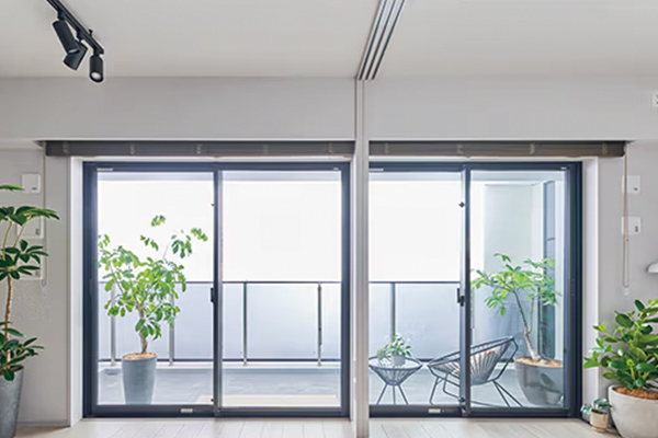 イニシアラウンジ三田／ 3LDK コンセプトルーム リビング・ダイニング、洋室(2)写真（2023年4月撮影）