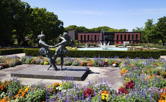 石橋文化センター（約2.84km）