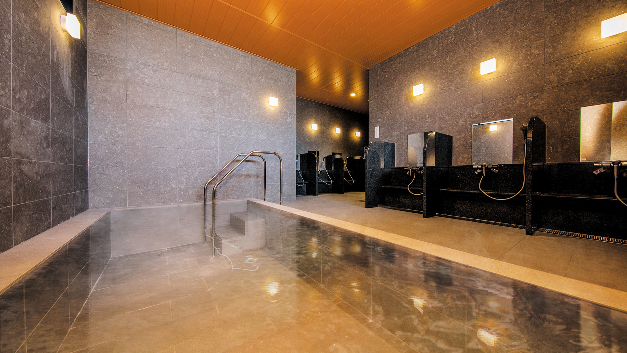 大浴場（女湯）（2024年10月撮影）