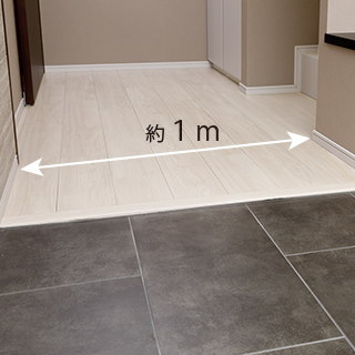 ゆとりある廊下幅（壁心約１m） 参考写真