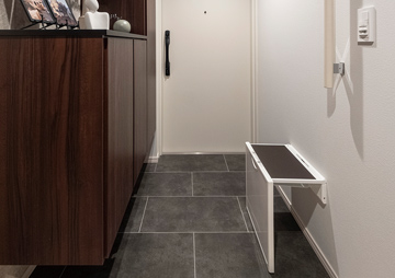 玄関「サポートチェア」